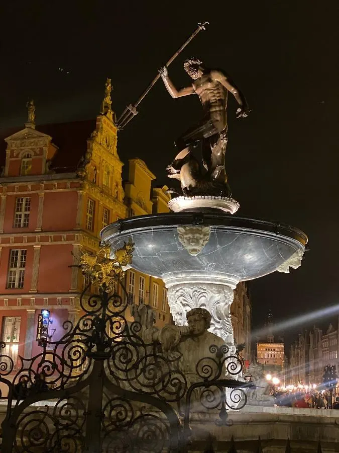 Gold Waterhouse Gdansk Old Town - Houseboat Apartment