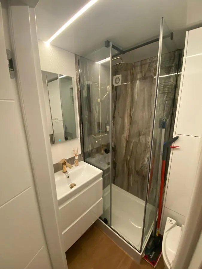 Gold Waterhouse Gdansk Old Town - Houseboat Apartment